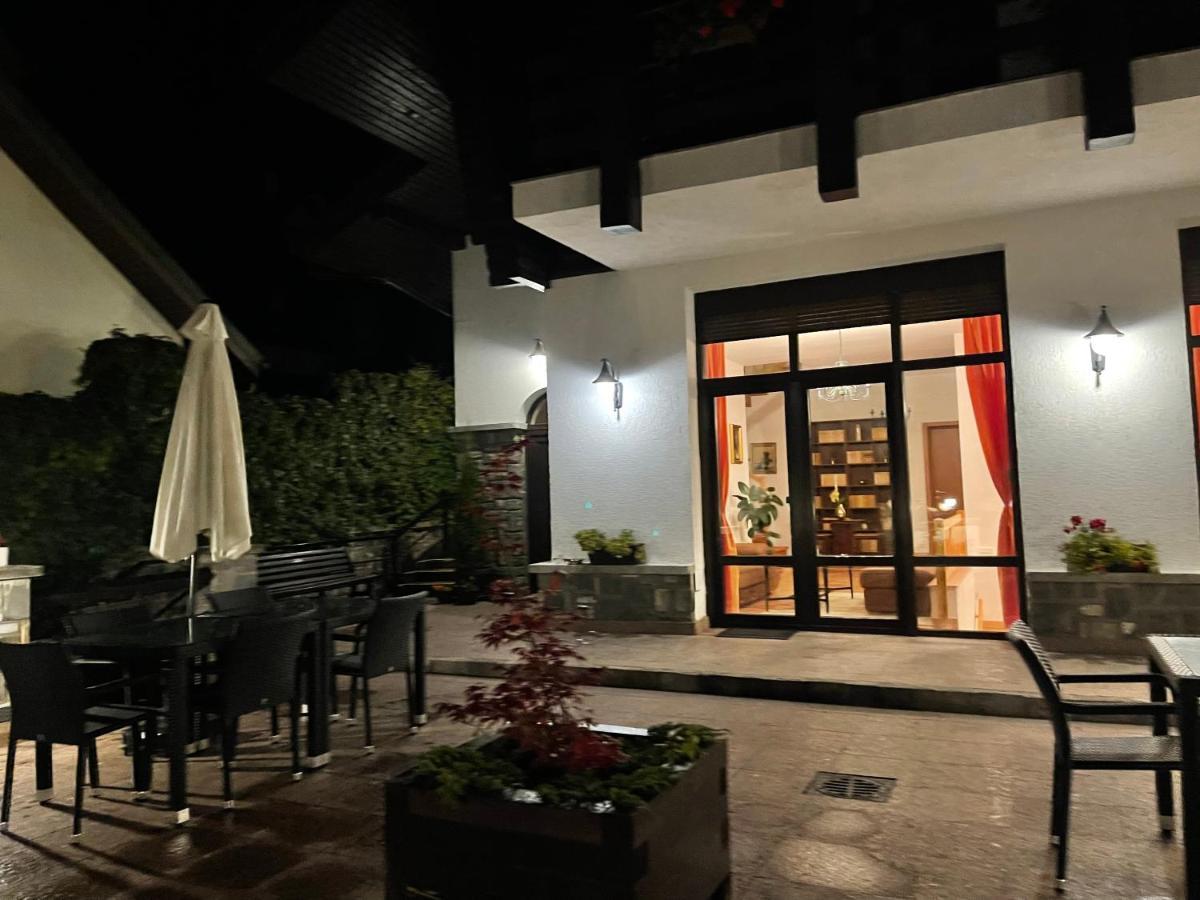 Hotel Vila Terase Sinaia Zewnętrze zdjęcie