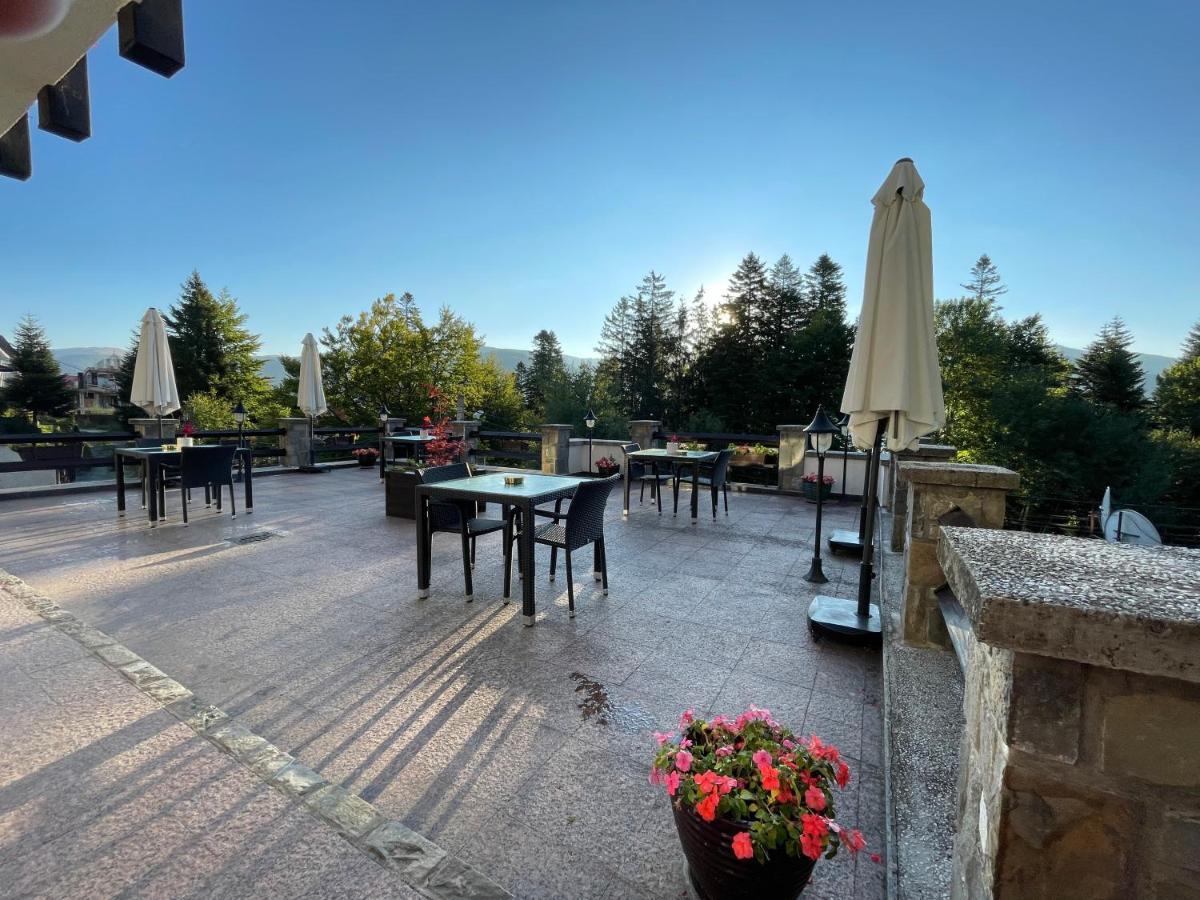 Hotel Vila Terase Sinaia Zewnętrze zdjęcie