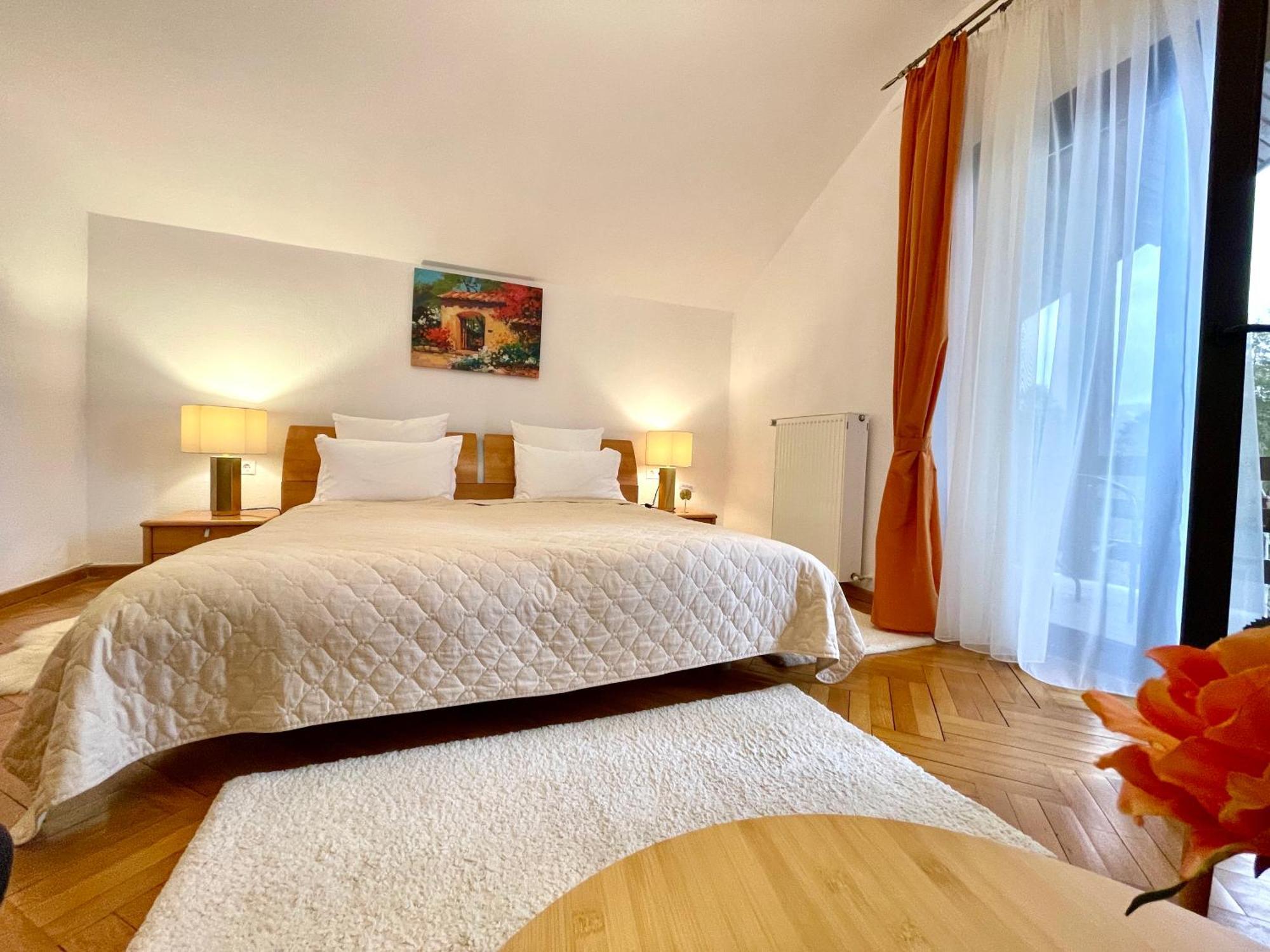 Hotel Vila Terase Sinaia Zewnętrze zdjęcie