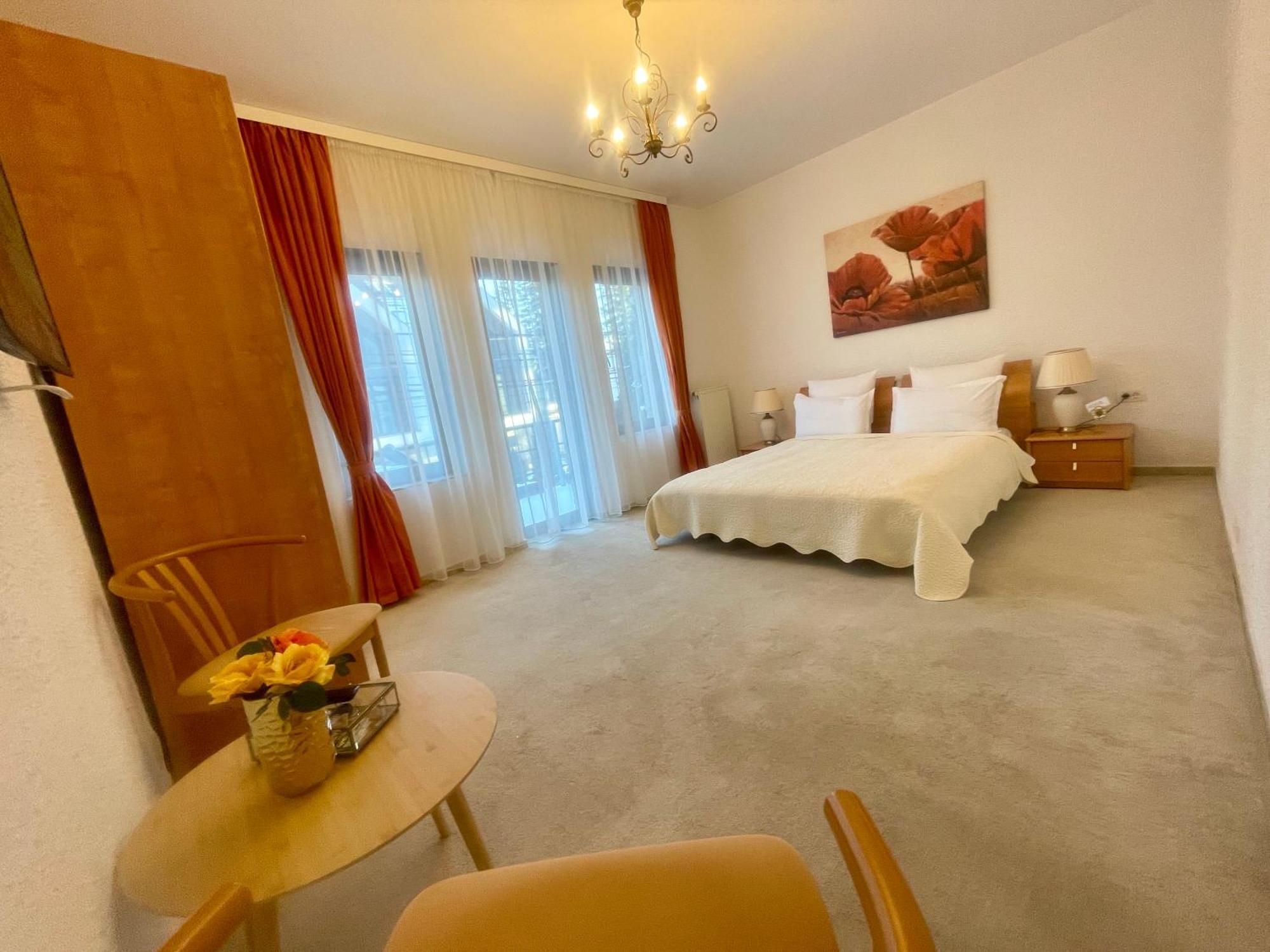 Hotel Vila Terase Sinaia Zewnętrze zdjęcie