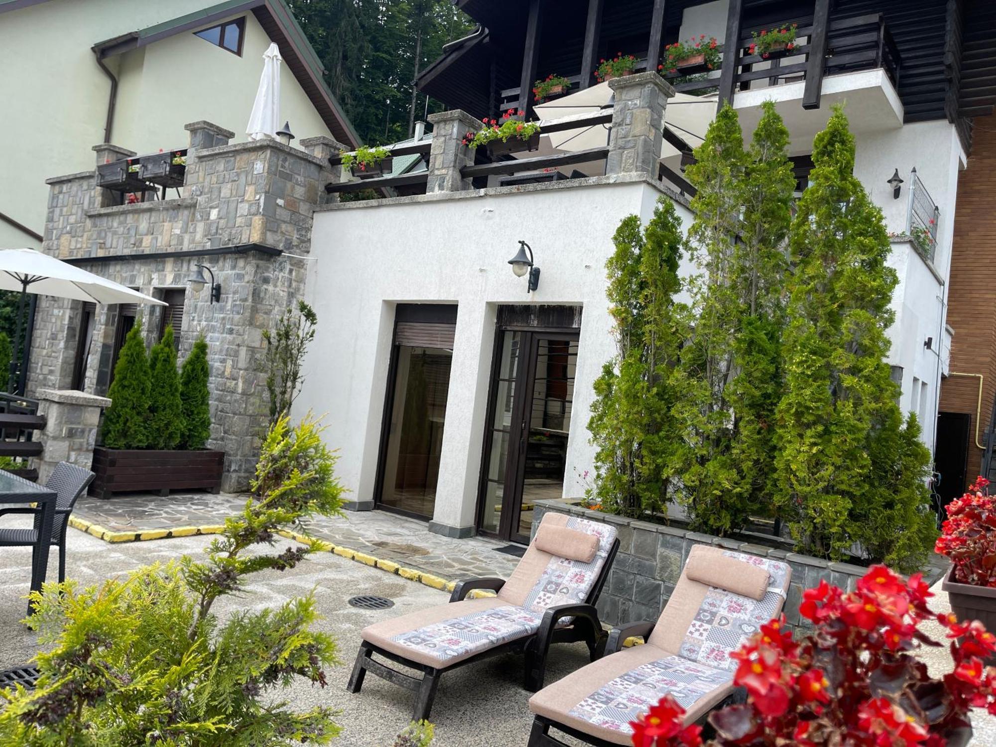 Hotel Vila Terase Sinaia Zewnętrze zdjęcie